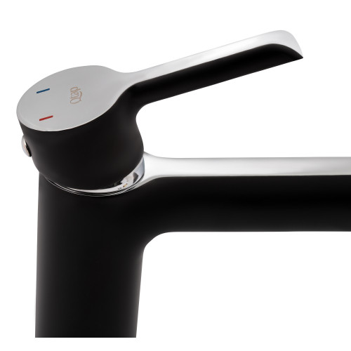 Змішувач для раковини Qtap Grand QTGRABCR001F Chrome/Black